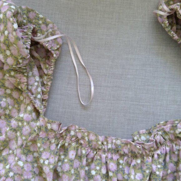 floral short sleeve crop top - Picture 3 of 3